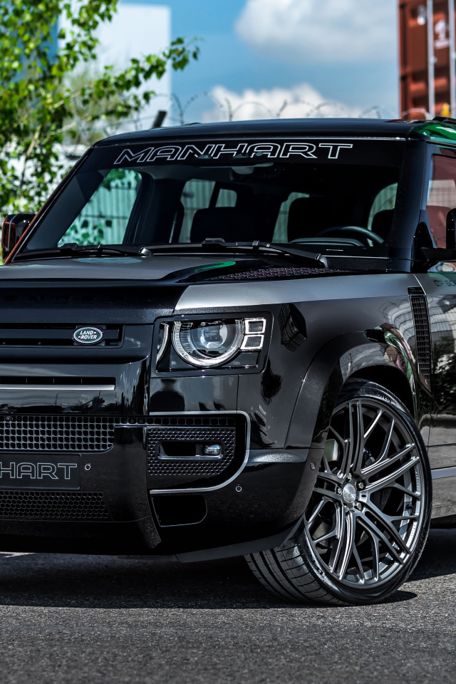 Черный внедорожник Manhart Defender DP500, 2021  года