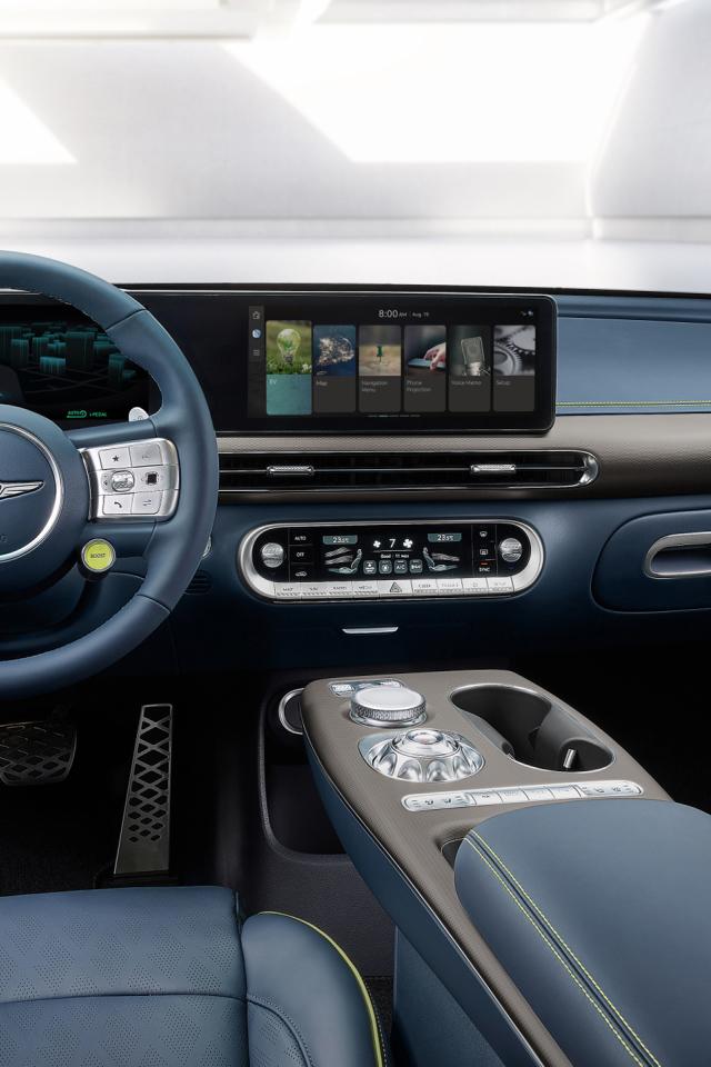 Кожаный салон автомобиля Genesis GV60, 2021 года