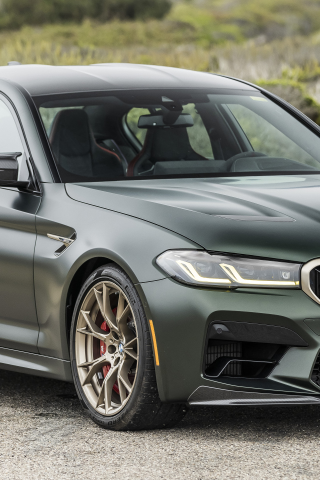 Автомобиль BMW M5 CS, 2022 года