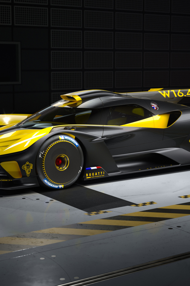 Гоночный автомобиль Bugatti Bolide 2022 года
