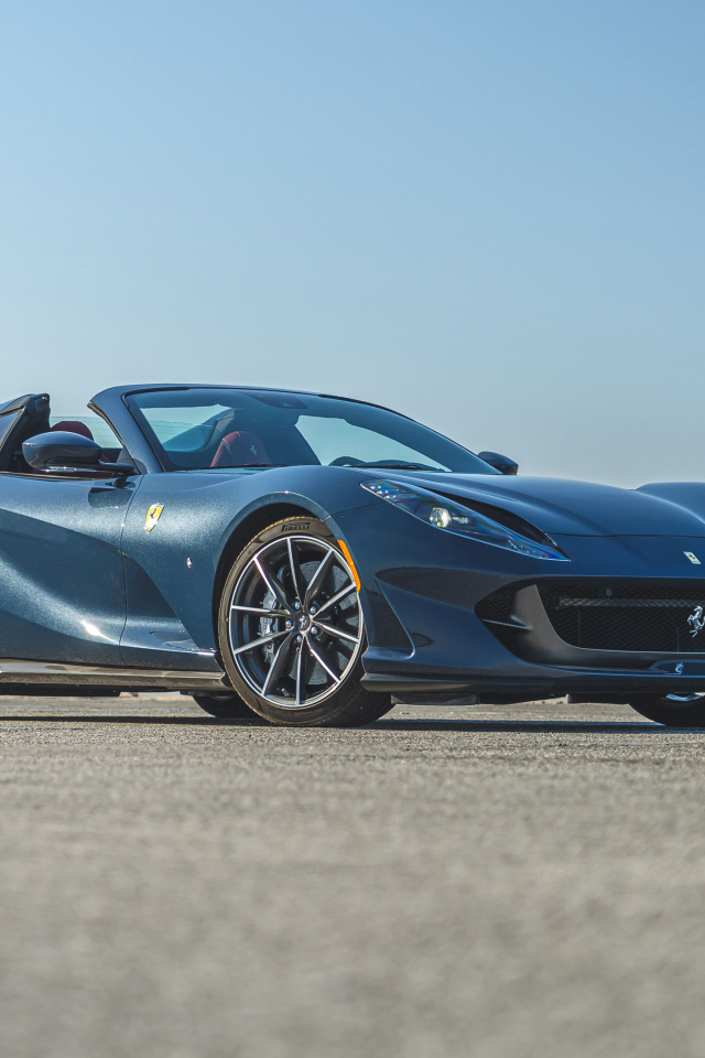 Спортивный автомобиль  Ferrari 812 GTS, 2021 года