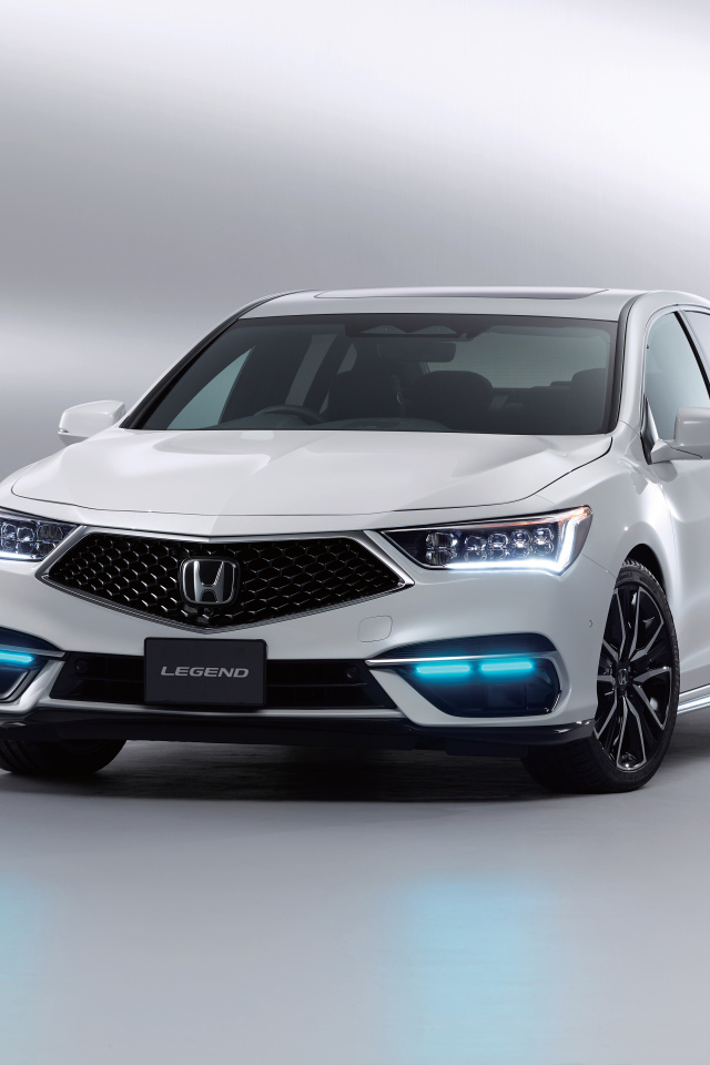 Белый автомобиль Honda Legend EX, 2021 года на сером фоне