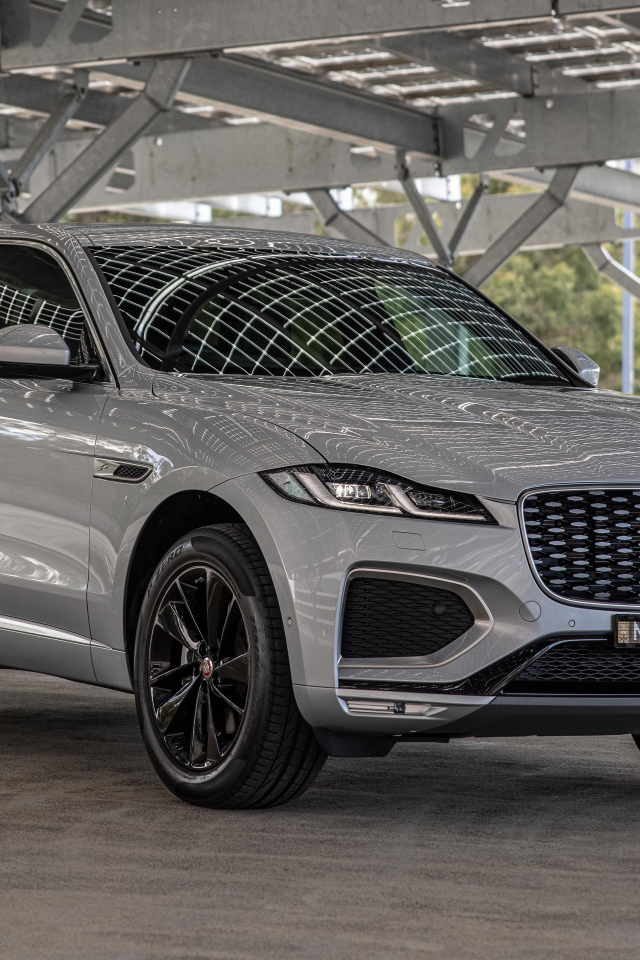 Кроссовер Jaguar F-Pace P250 R-Dynamic, 2021 года