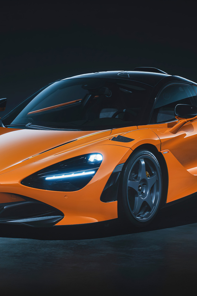 Быстрый автомобиль McLaren 720S Le Mans