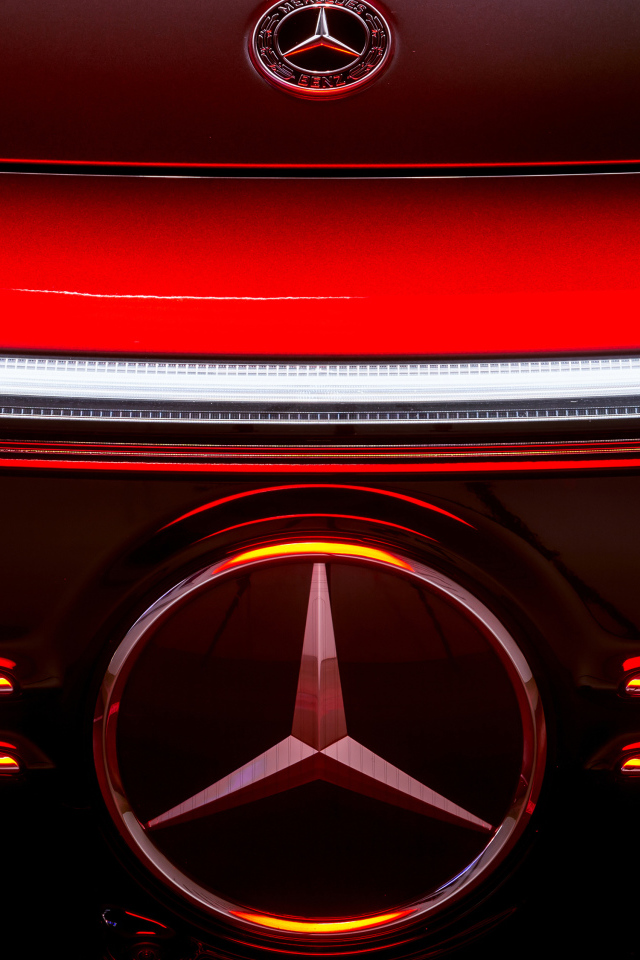 Значок автомобиля Mercedes-Benz EQA 250 AMG Line 2021 года