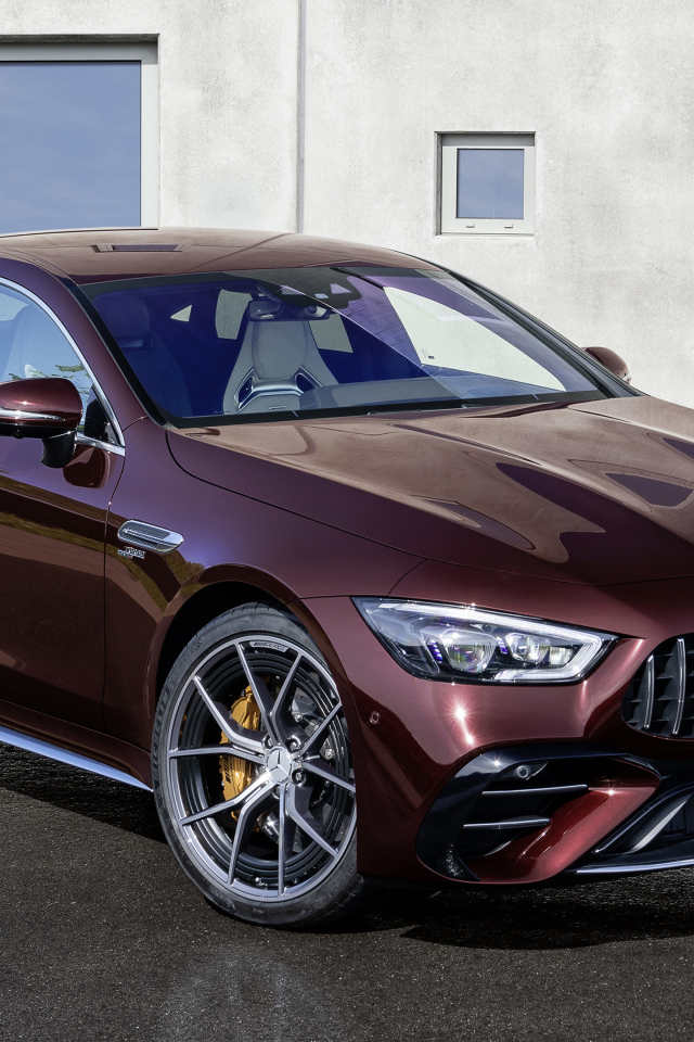 Стильный новый автомобиль Mercedes-AMG GT 53 4MATIC+, 2021 года