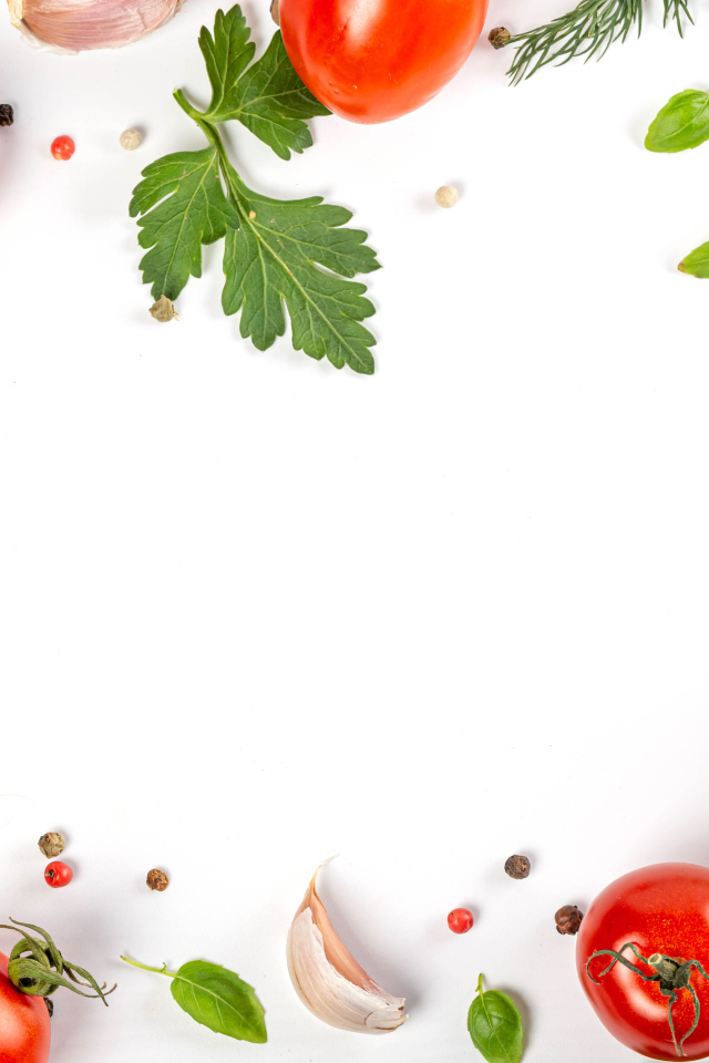 Белый фон с овощами и зеленью 