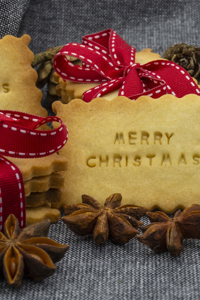 Рождественское печенье с бантами и бадьяном