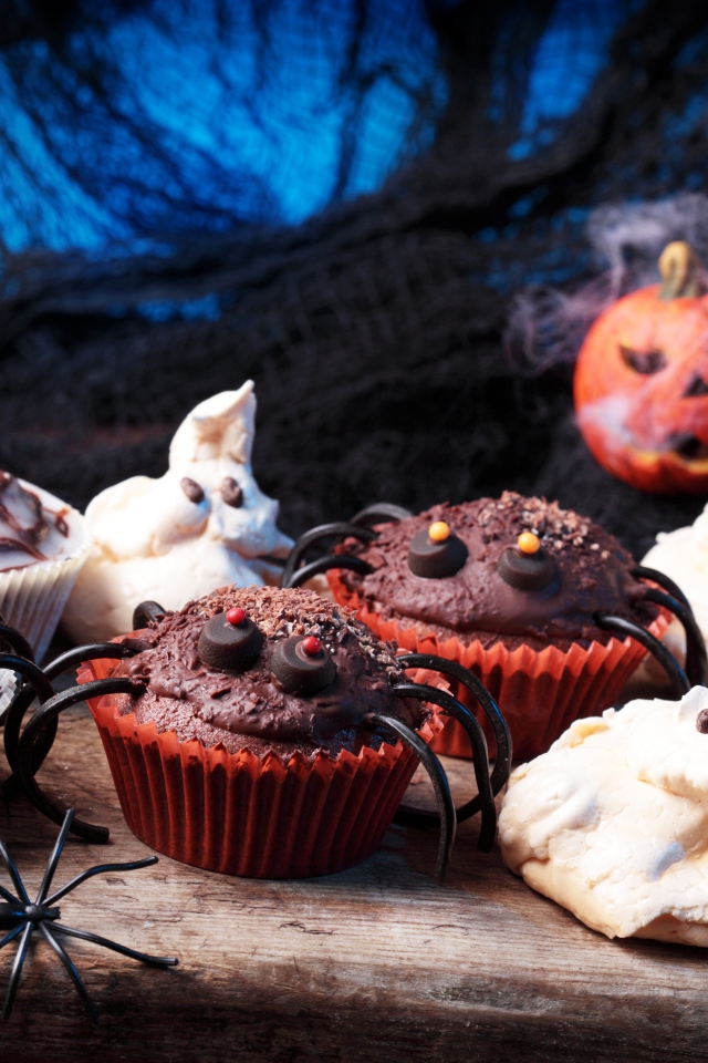Страшные кексы на праздник Хэллоуин