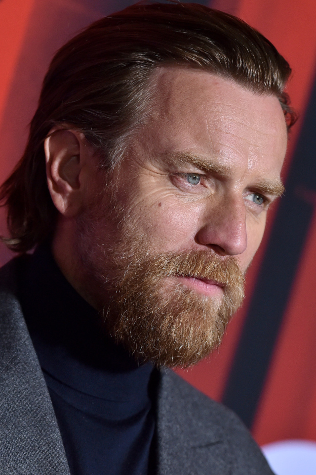 Актер Юэн Макгрегор с бородой