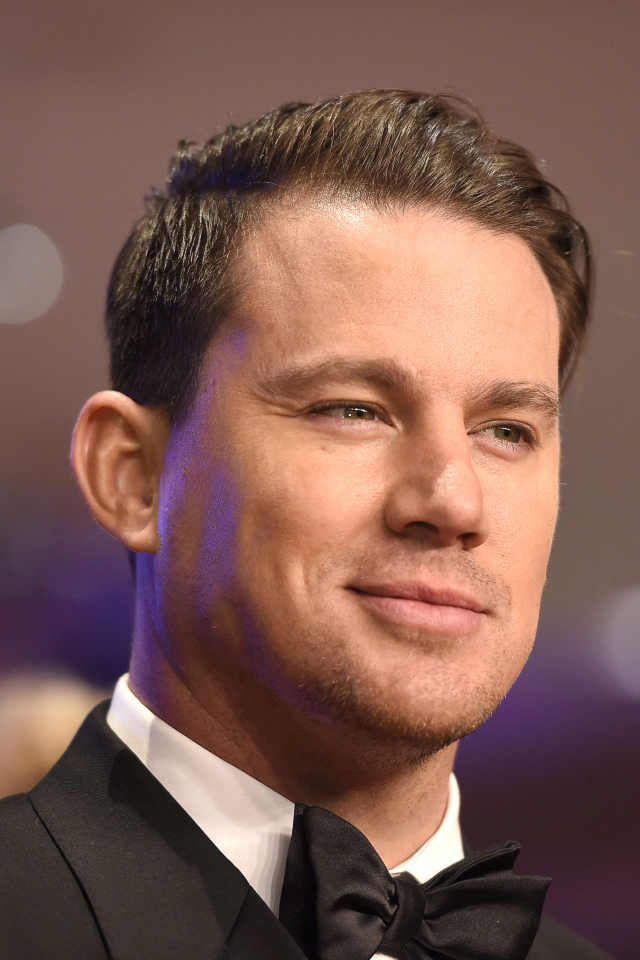 Красивый мужчина, актер Ченнинг Татум лицо крупным планом