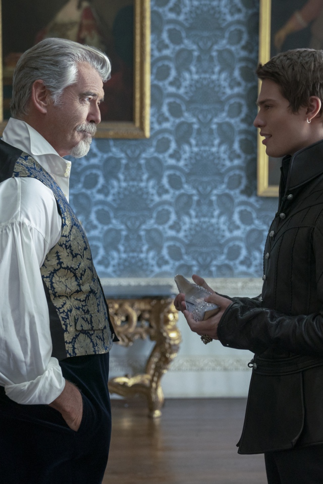 Кадр нового фильма Золушка, 2021