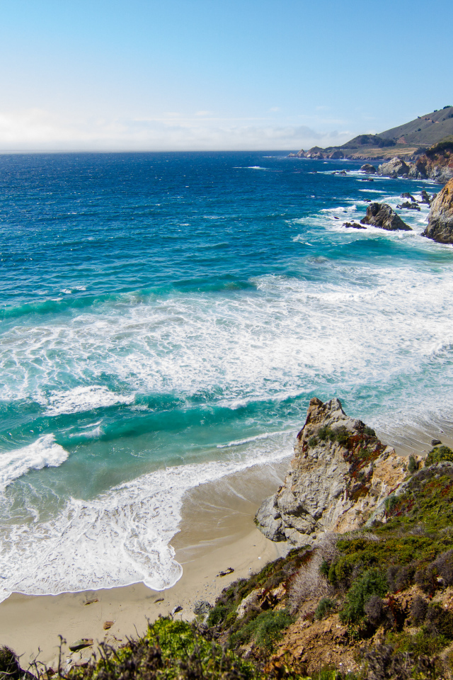 Красивый вид на океан у утеса, Калифорния. США 