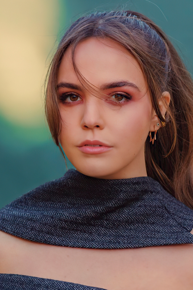 Молодая американская актриса Бэйли Мэдисон