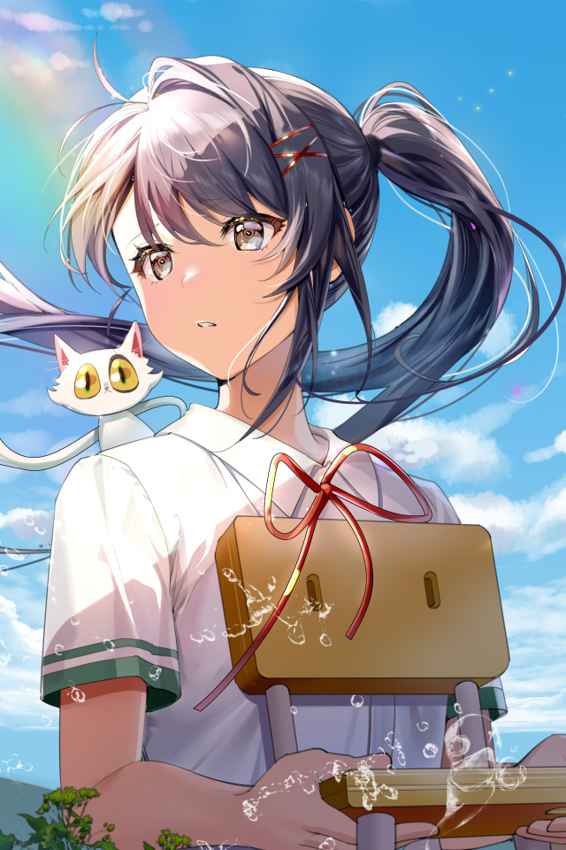 Девушка аниме с котенком на плече