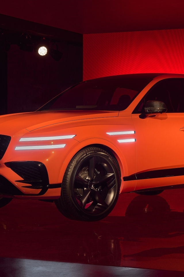 Автомобиль Genesis GV80 Coupe Concept 2023 года  в гараже