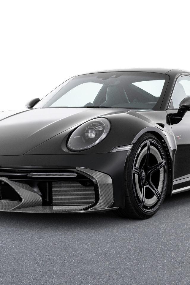 Черный автомобиль  Brabus 900 Rocket R