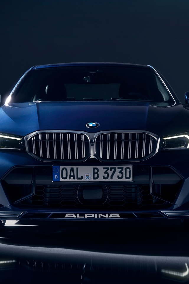 Синий автомобиль Alpina B3 Limousine