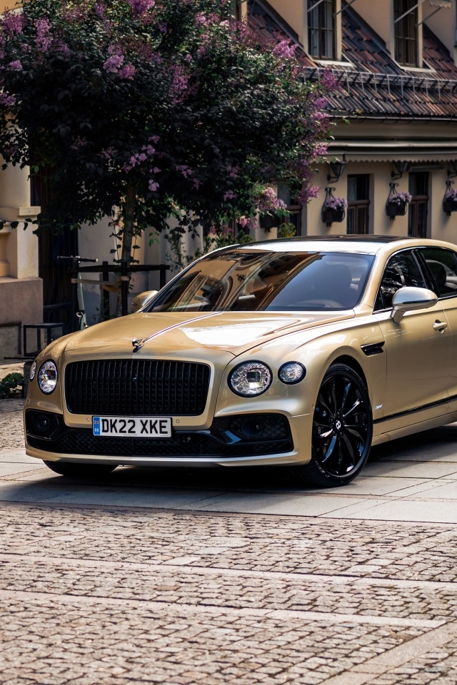 Автомобиль Bentley Flying Spur Hybrid