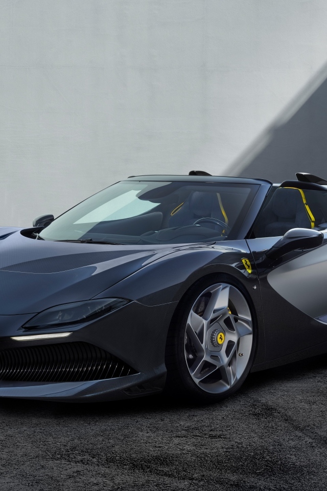 Быстрый автомобиль Ferrari SP-8