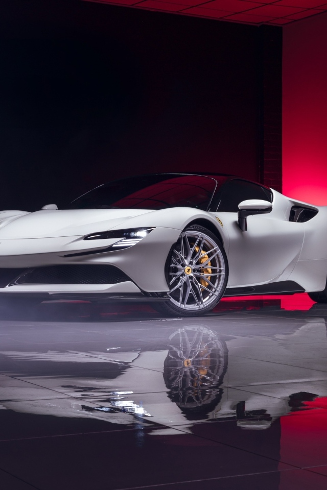 Презентация автомобиля Ferrari SF90 Stradale