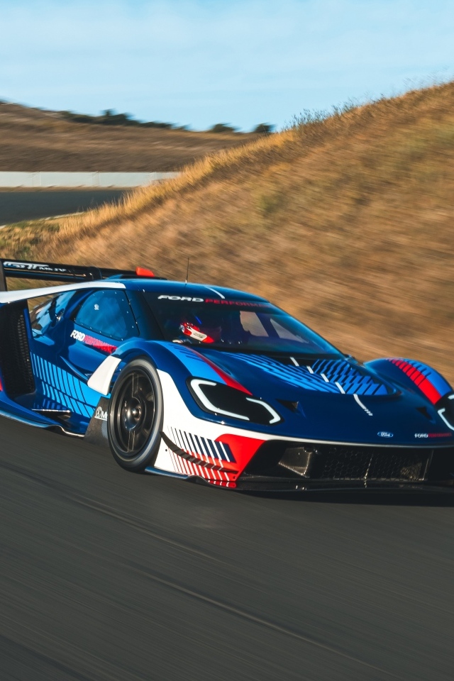 Гоночный автомобиль Ford GT Mk IV 2023 года