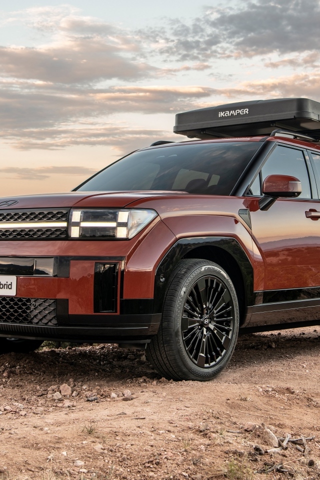 Автомобиль Hyundai Santa Fe Hybrid 2023 года