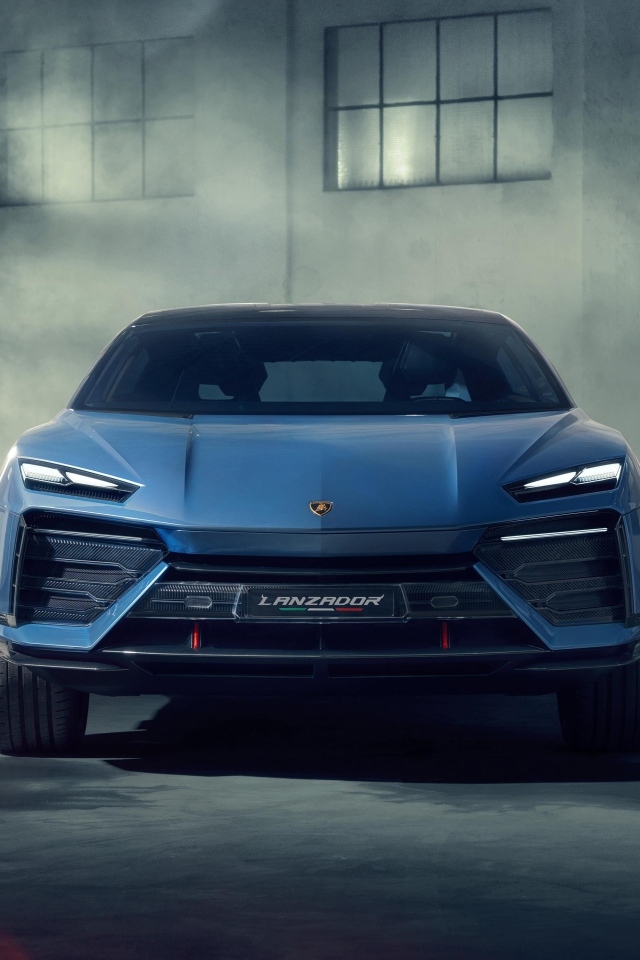 Автомобиль Lamborghini Lanzador Concept EV в здании