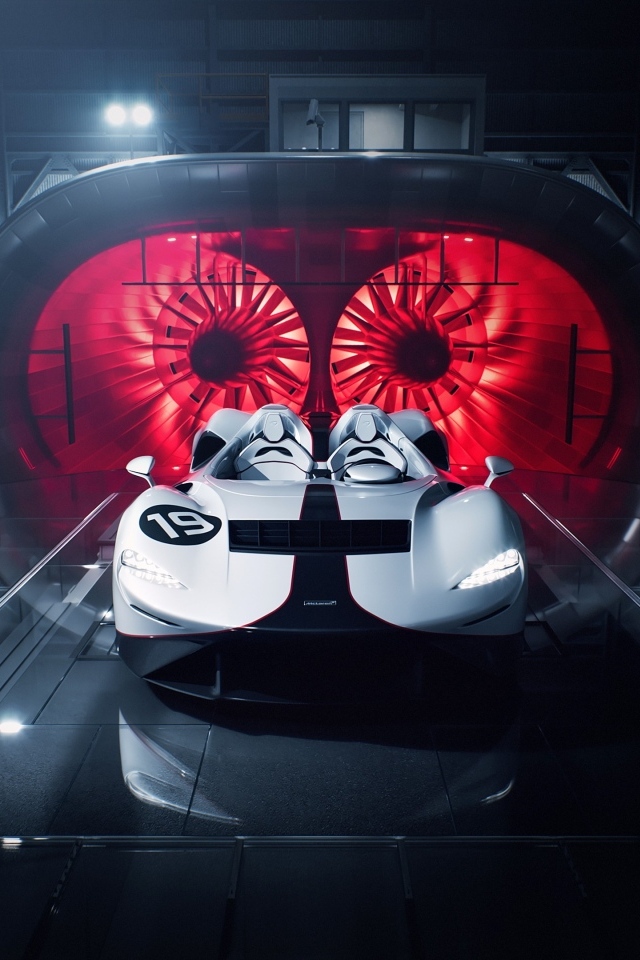 Быстрый автомобиль  McLaren Elva