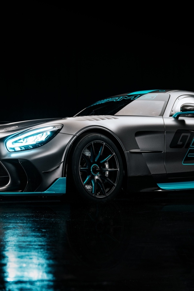Презентация автомобиля Mercedes-AMG GT2 PRO
