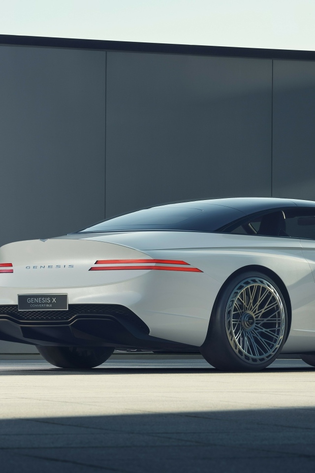 Электрический автомобиль Genesis X  2023 года вид  сзади