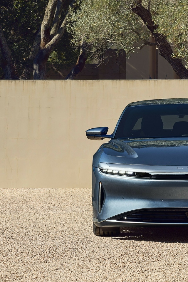 Автомобиль седан Lucid Air Pure 2023 года