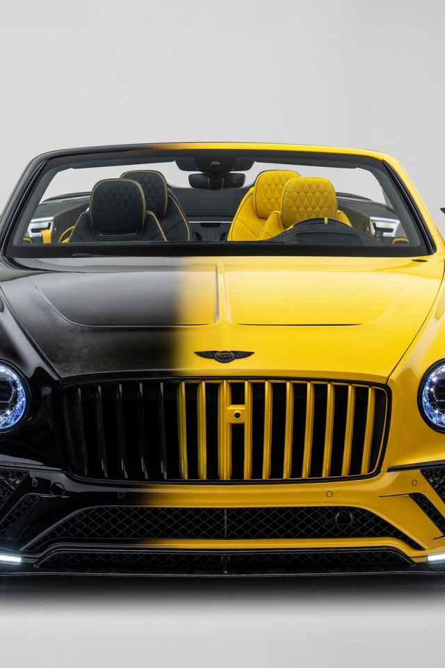 Автомобиль Mansory Vitesse Continental GTC 2022 вид спереди