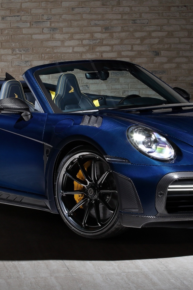 Синий кабриолет Porsche 911 Turbo S Stinger GTR