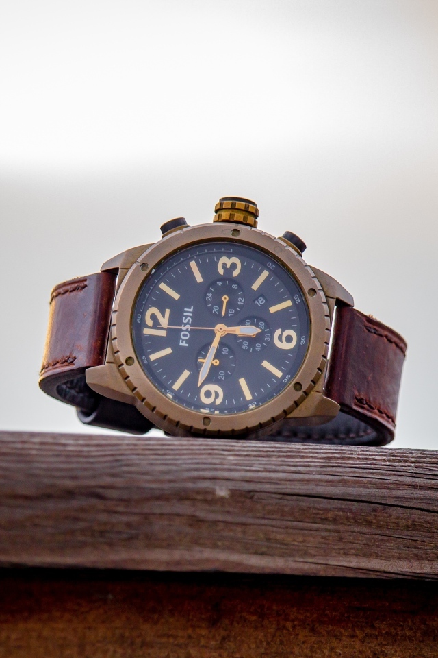 Дорогие наручные часы Fossil