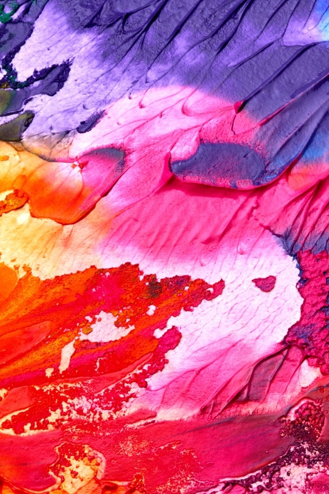 Смешанные краски на палитре