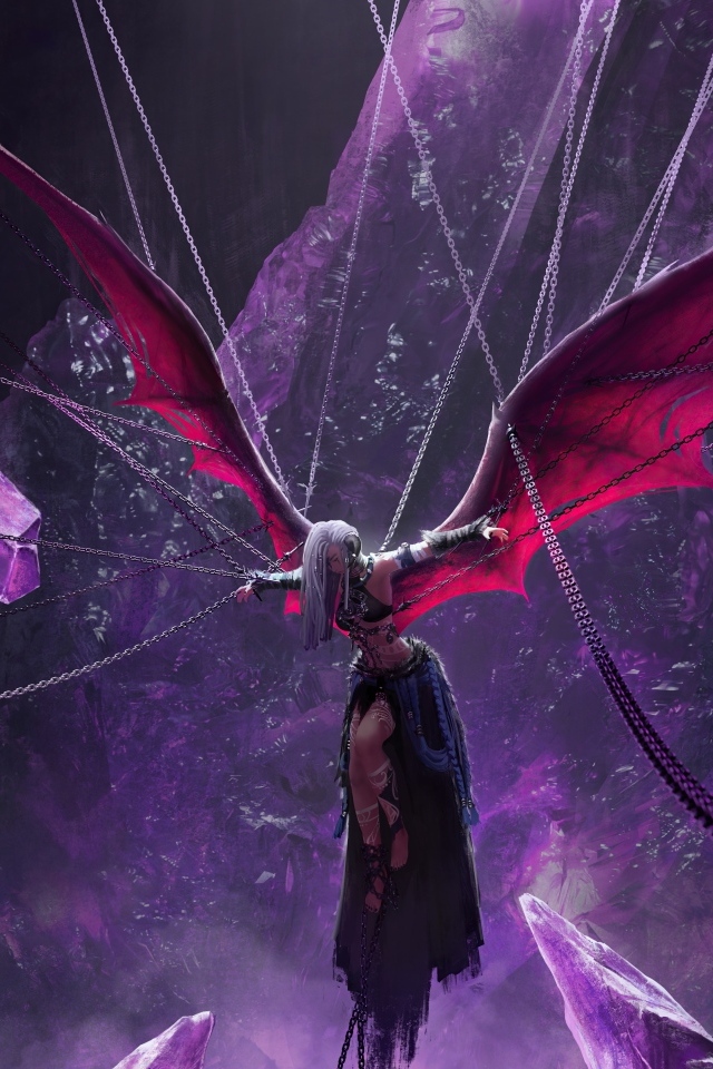 Девушка демон прикована к цепям