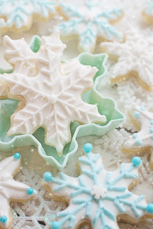 Вкусное сладкое печенье снежинки