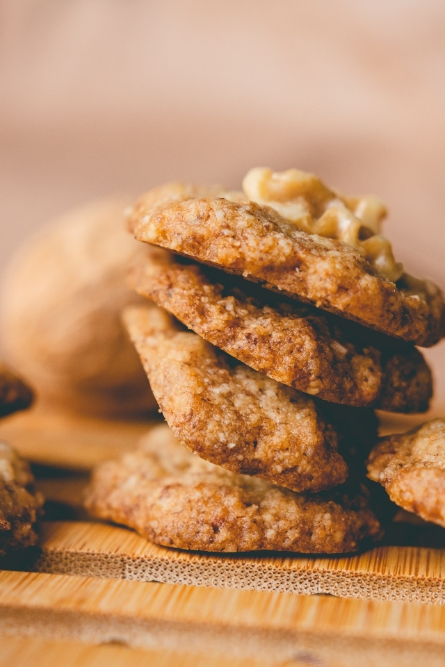 Сладкое домашнее печенье с грецкими орехами