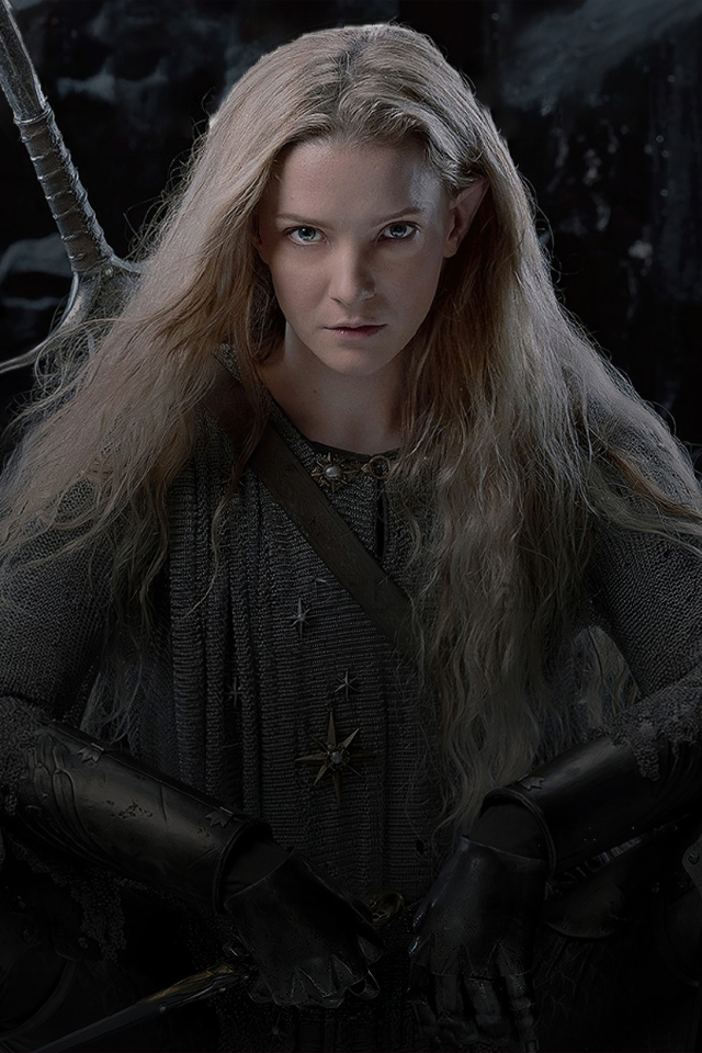 Девушка воин с длинными волосами