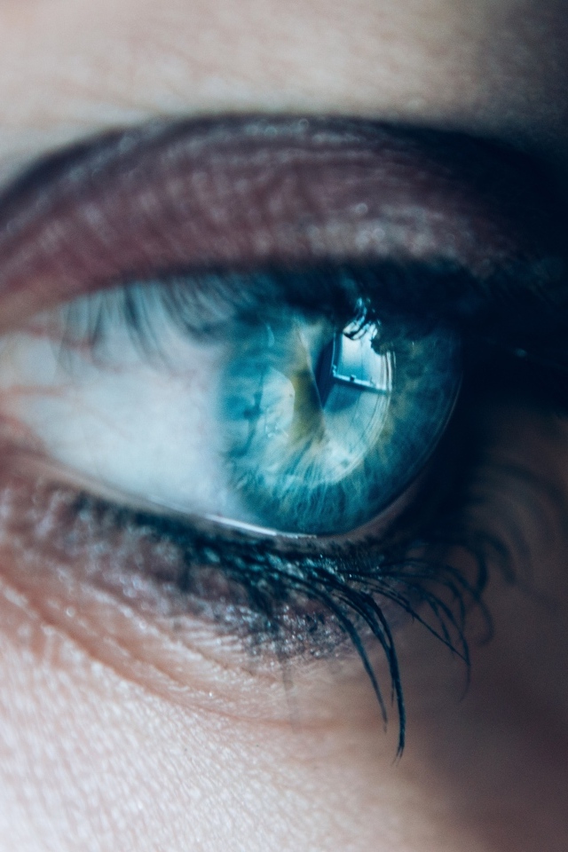 Отражение души. Глаза показывают душу. Зеркало глаз. Космос в глазах. Отражение в глазах.