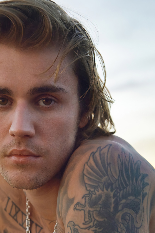 Молодой парень, певец  Джастин Бибер