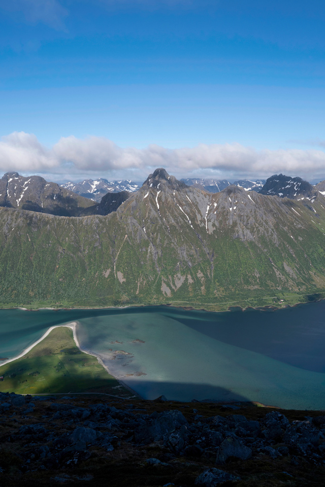 Красивый вид на Лофотенские острова