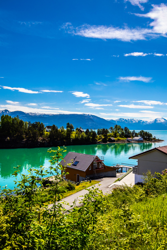 Дома на берегу, Лофотенские острова. Норвегия