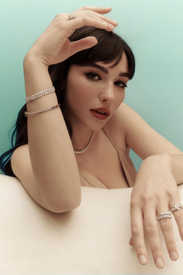 Красивая молодая итальянская актриса Матильда де Анджелис