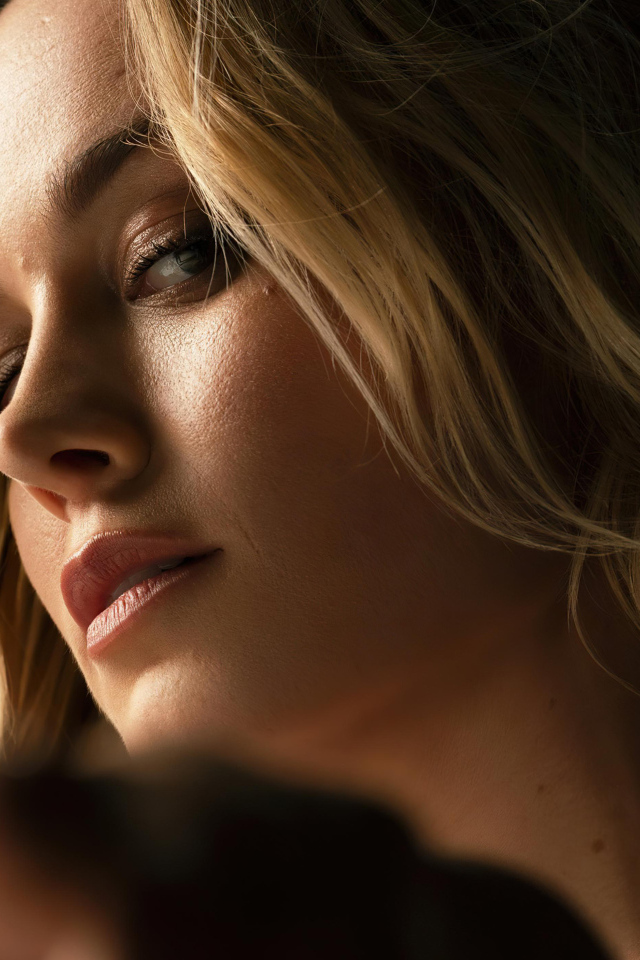 Лицо актрисы Бри Ларсон крупным планом