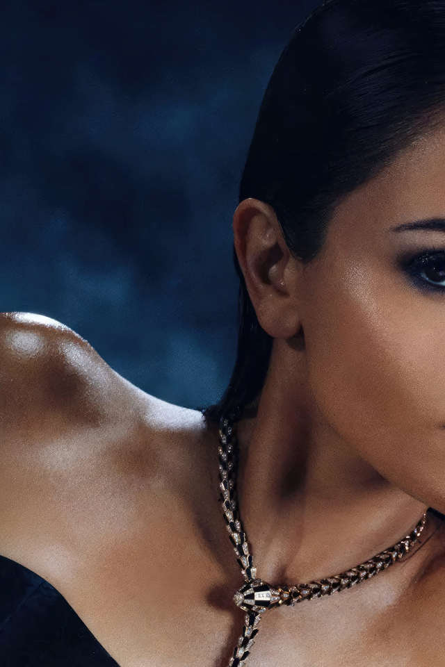 Мексиканская актриса Эйса Гонсалес с красивым макияжем