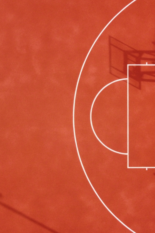 Вид сверху на баскетбольное поле