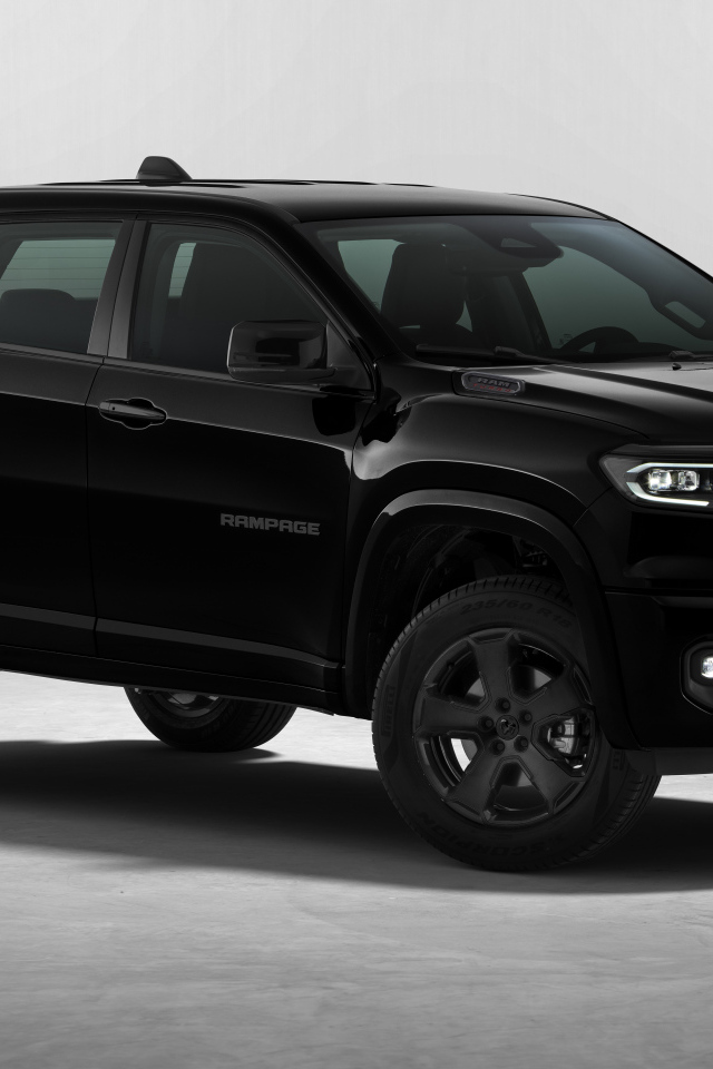 Большой автомобиль Ram Rampage Laramie Night Edition 2024 года