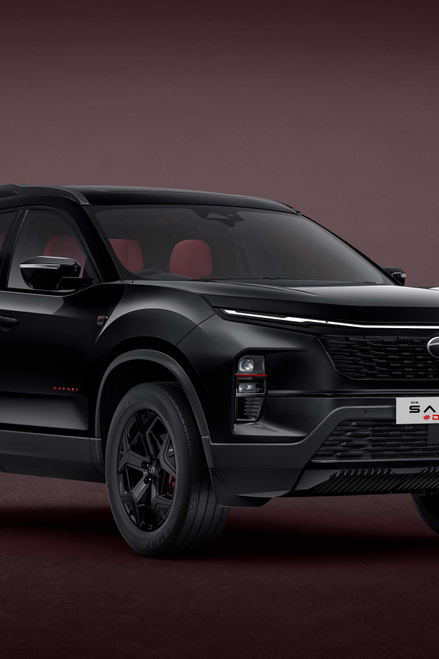 Черный внедорожник Tata Safari DARK Concept 2024 года